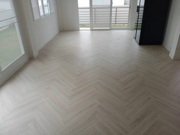 DSH12 - White Wood - Image 2